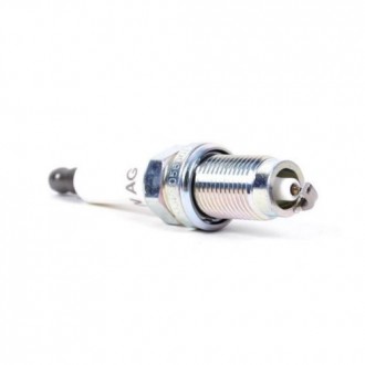 Свеча зажигания VAG
